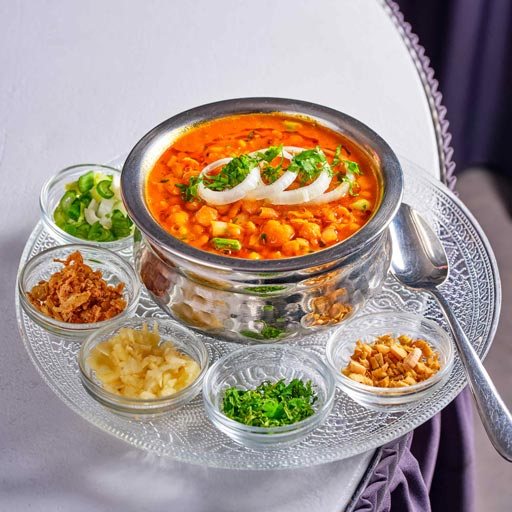 chana_masala_uber_eats_india_village_restaurant_interlaken_april26_hurrah_fotografie_0189