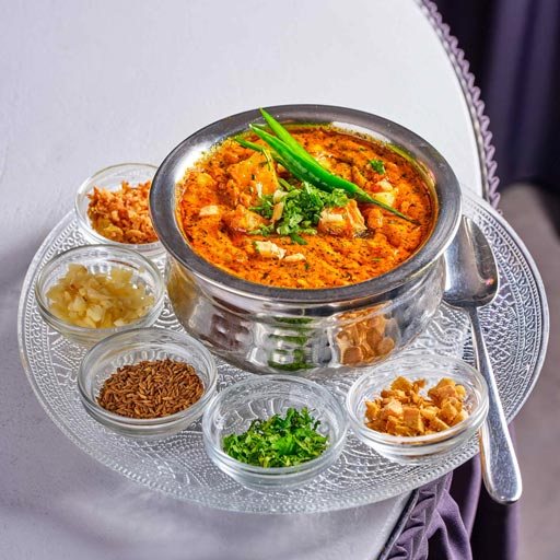 chicken_vindaloo_uber_eats_india_village_restaurant_interlaken_april26_hurrah_fotografie_0204_1