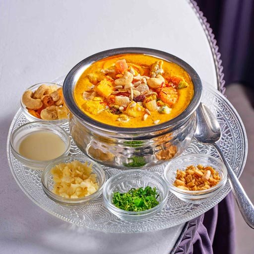vegetable_korma_uber_eats_india_village_restaurant_interlaken_april26_hurrah_fotografie_0195